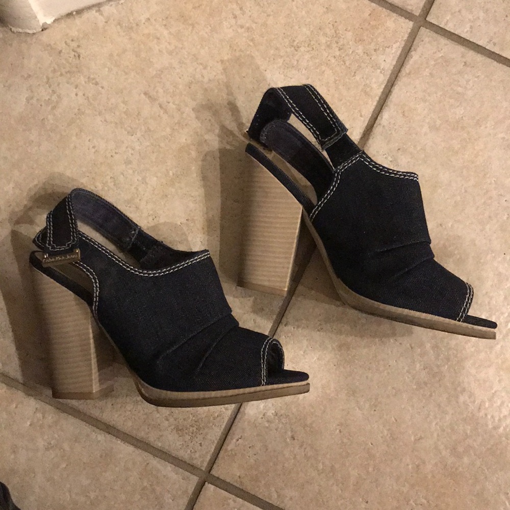 Calvin Klein Sandals size 8,5